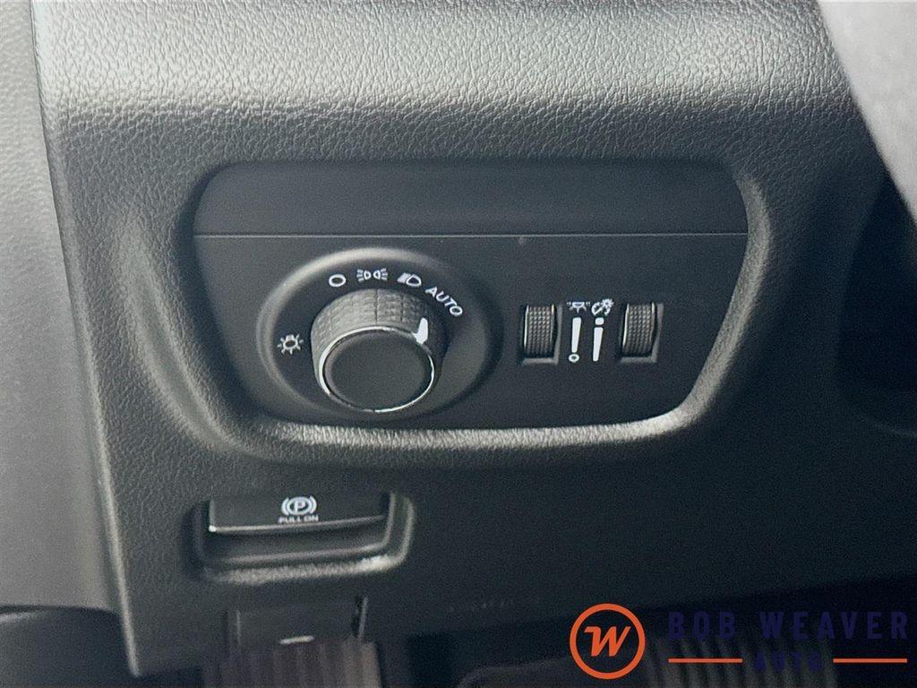 new 2025 Jeep Grand Cherokee L car, priced at $45,114