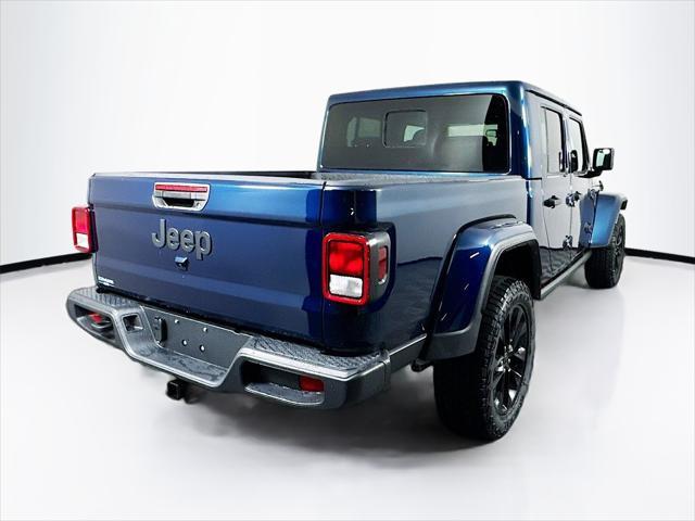 new 2025 Jeep Gladiator car, priced at $43,257