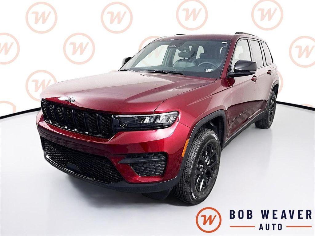 new 2025 Jeep Grand Cherokee car, priced at $45,658