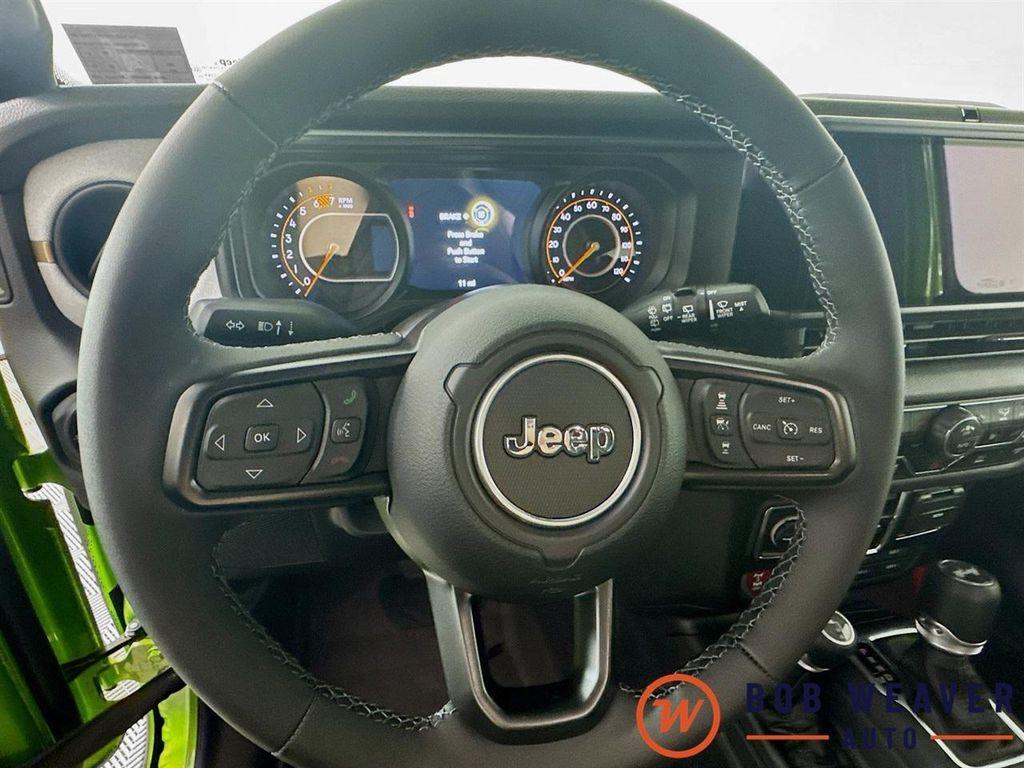 new 2025 Jeep Wrangler car