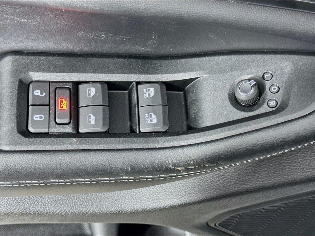 new 2025 Jeep Grand Cherokee car, priced at $43,235