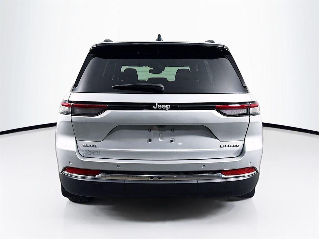 new 2025 Jeep Grand Cherokee car, priced at $43,235
