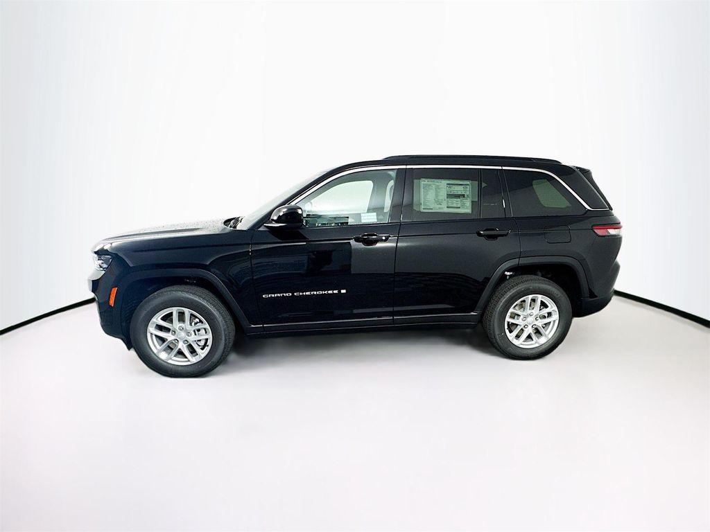 new 2025 Jeep Grand Cherokee car, priced at $43,189