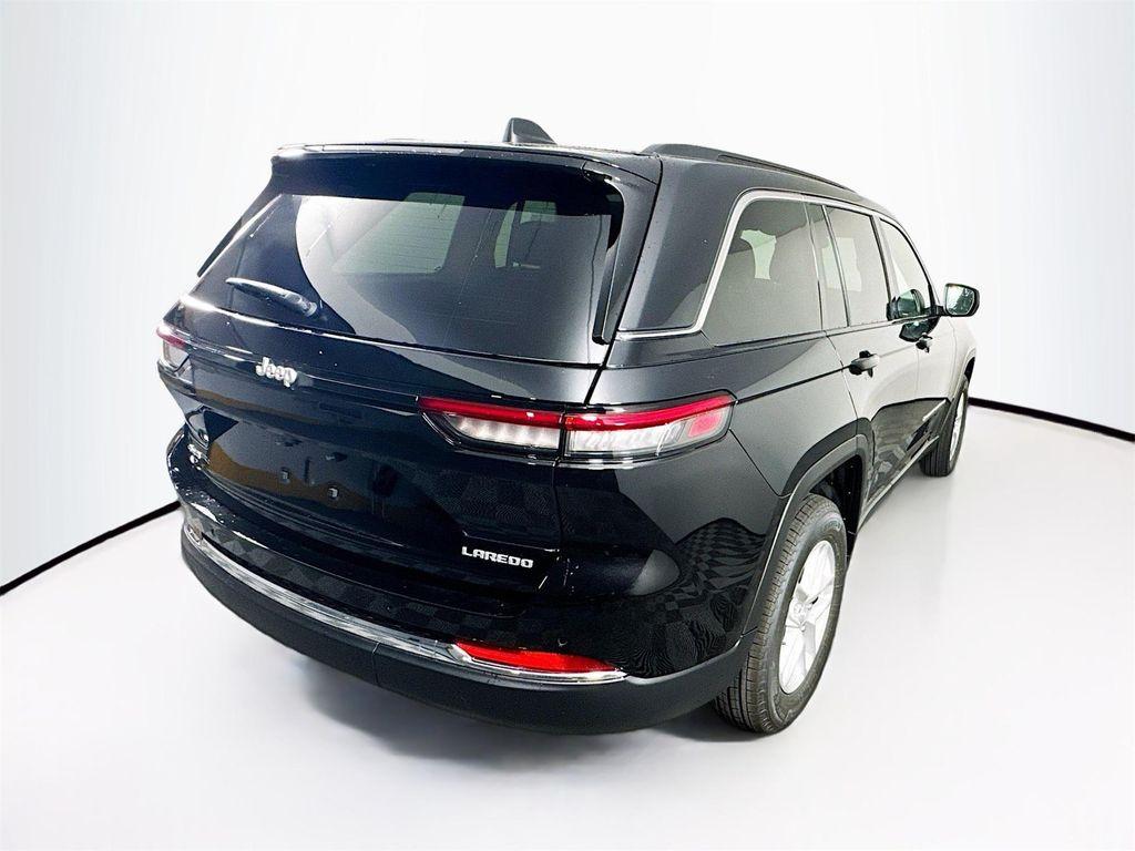 new 2025 Jeep Grand Cherokee car, priced at $43,189