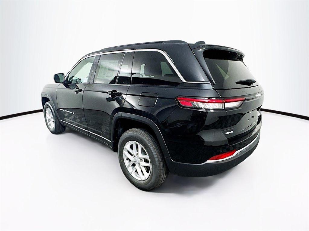 new 2025 Jeep Grand Cherokee car, priced at $43,189