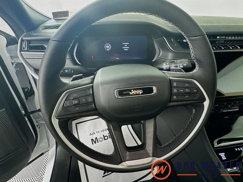 new 2025 Jeep Grand Cherokee car, priced at $50,766