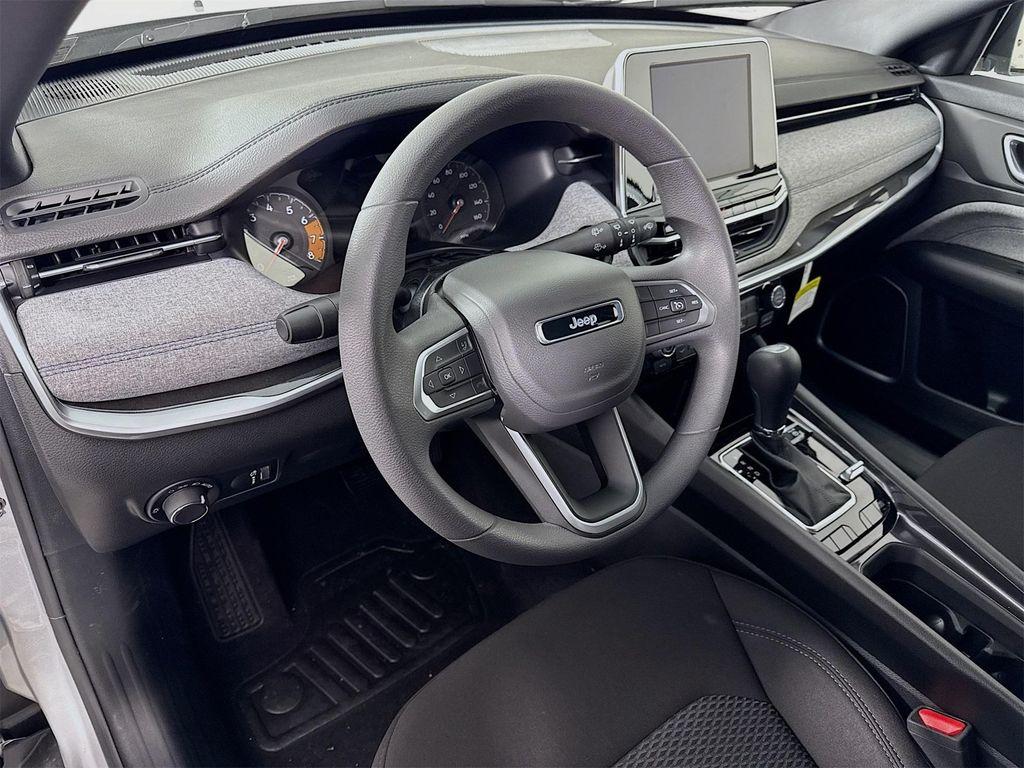 new 2025 Jeep Compass car, priced at $27,267