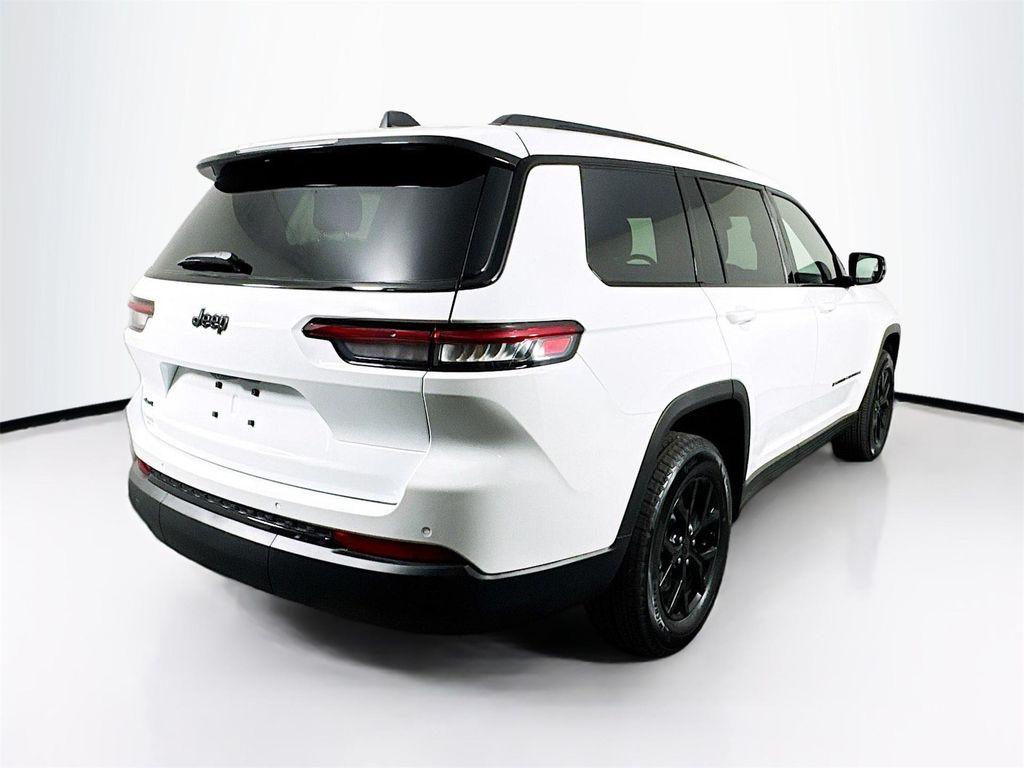 new 2025 Jeep Grand Cherokee L car, priced at $46,672