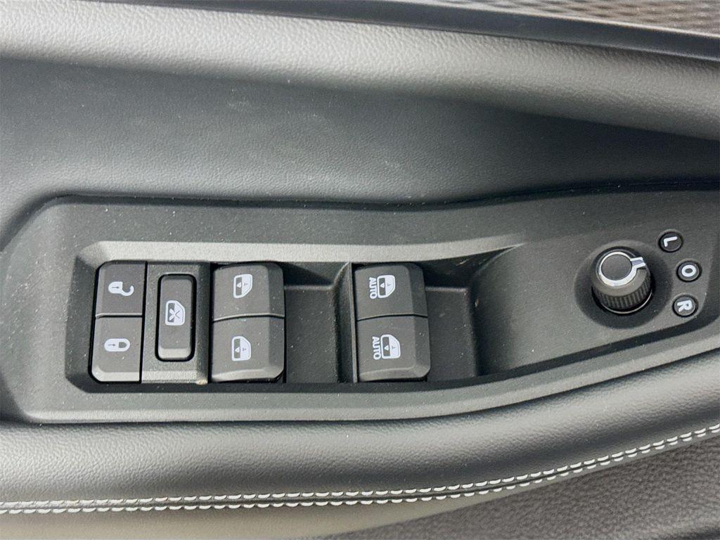 new 2025 Jeep Grand Cherokee L car, priced at $46,672