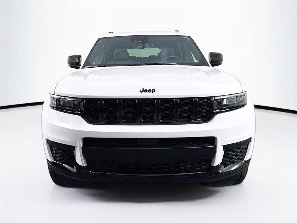 new 2025 Jeep Grand Cherokee L car, priced at $46,672