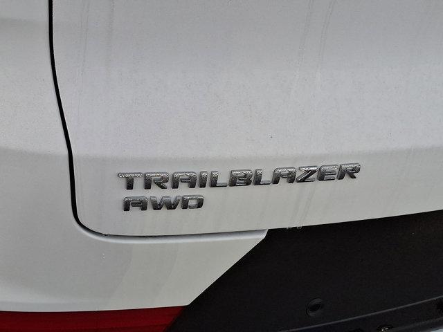 new 2025 Chevrolet TrailBlazer car, priced at $30,080