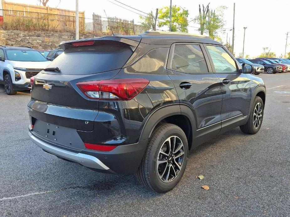 new 2025 Chevrolet TrailBlazer car, priced at $30,330