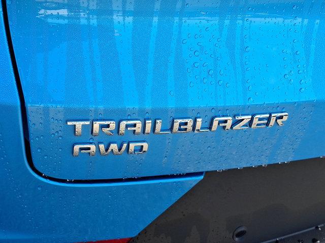 new 2025 Chevrolet TrailBlazer car, priced at $32,220