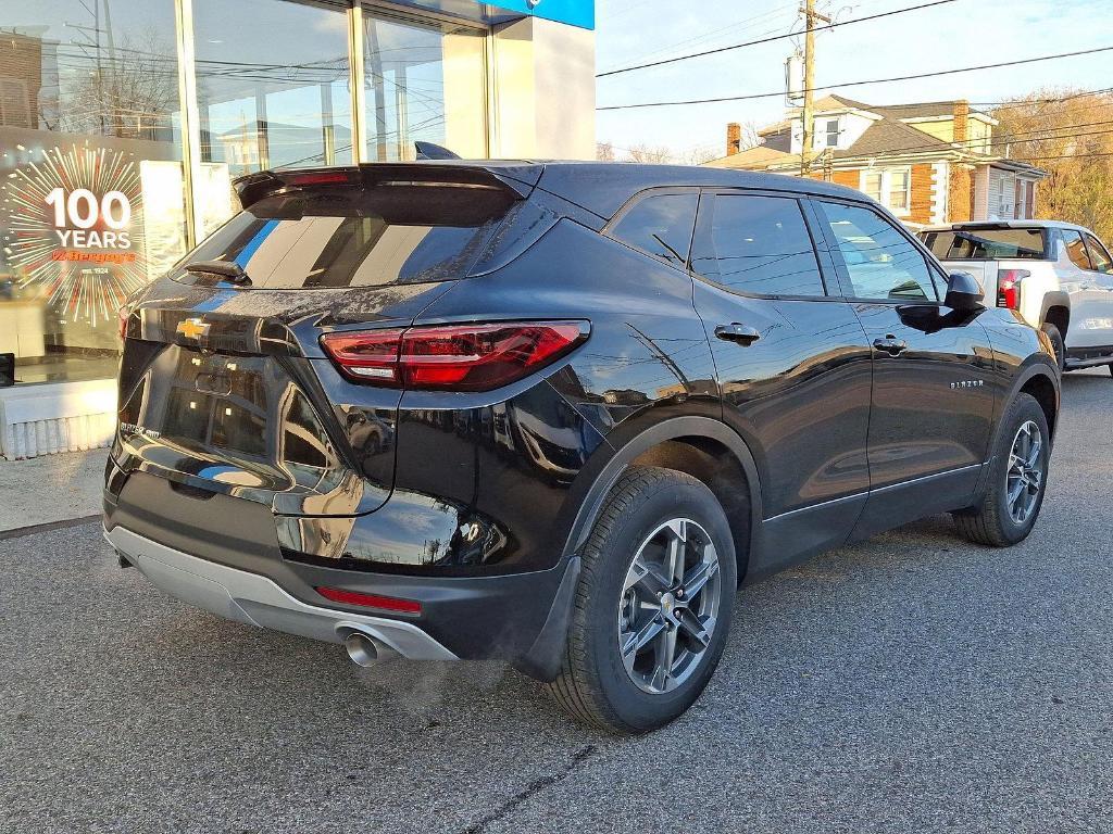 new 2025 Chevrolet Blazer car, priced at $37,209