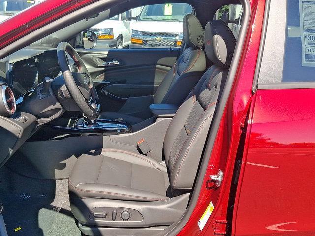 new 2025 Chevrolet Trax car