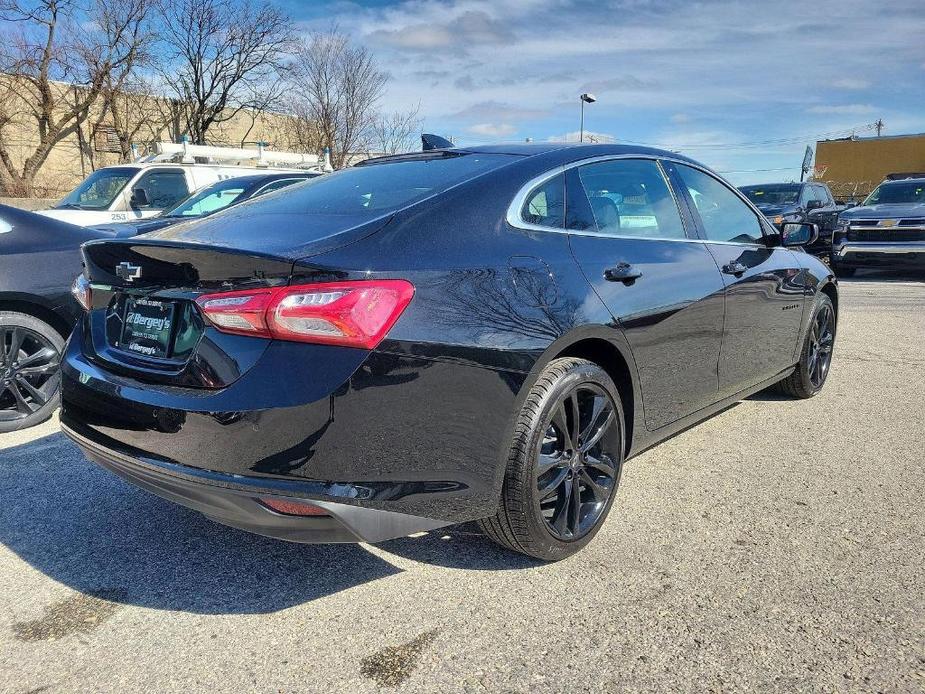 new 2024 Chevrolet Malibu car, priced at $28,515