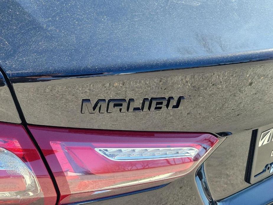 new 2024 Chevrolet Malibu car, priced at $28,515