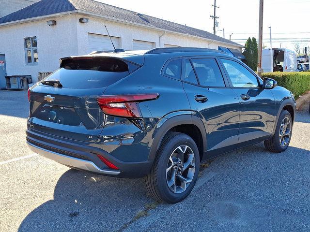 new 2025 Chevrolet Trax car, priced at $24,985