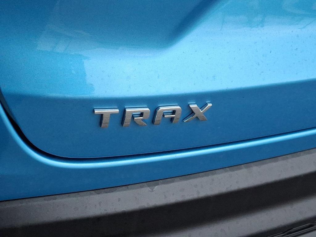 new 2025 Chevrolet Trax car, priced at $23,185