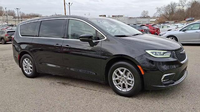 used 2023 Chrysler Pacifica car, priced at $24,995