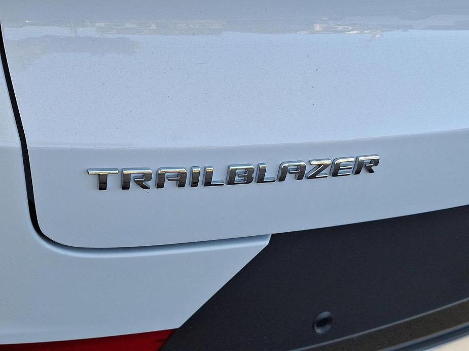 new 2025 Chevrolet TrailBlazer car, priced at $29,769