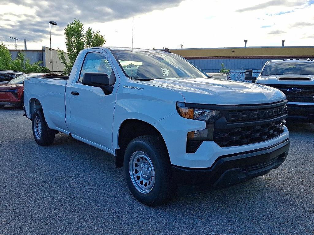 new 2025 Chevrolet Silverado 1500 car, priced at $43,615