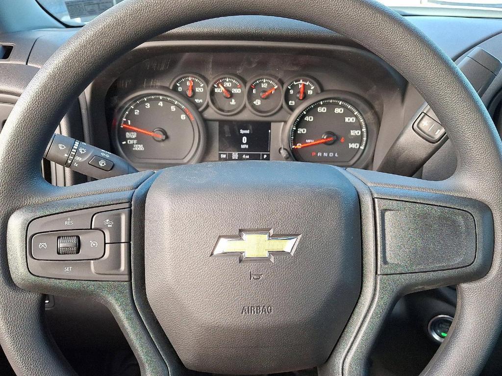 new 2025 Chevrolet Silverado 1500 car, priced at $43,615