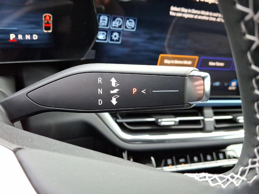 new 2025 Chevrolet Equinox EV car, priced at $51,135