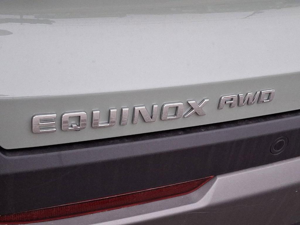 new 2025 Chevrolet Equinox car, priced at $32,385