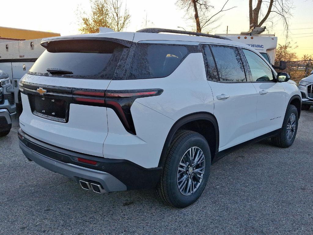 new 2025 Chevrolet Traverse car, priced at $42,180