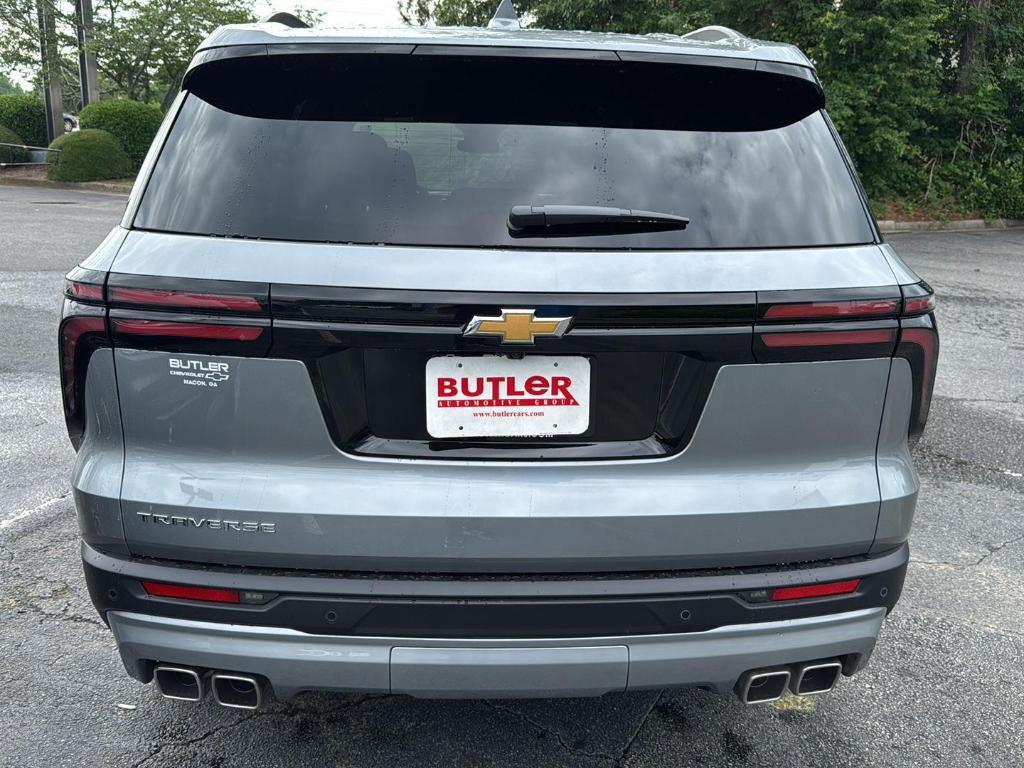 new 2025 Chevrolet Traverse car, priced at $40,445