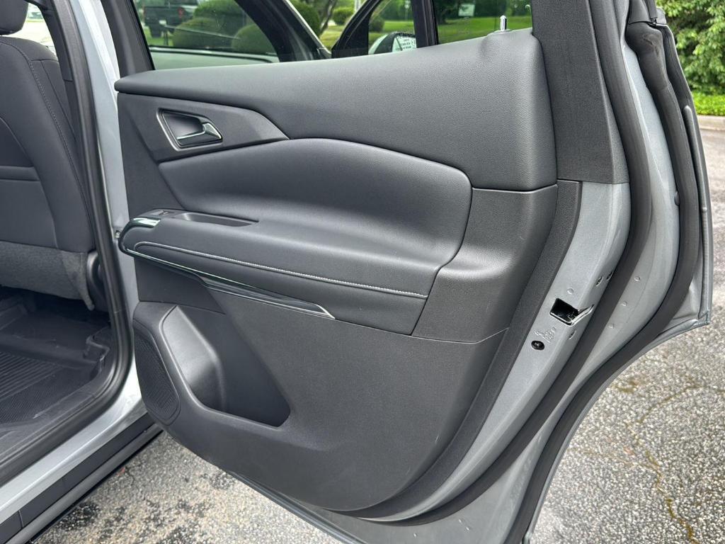 new 2025 Chevrolet Traverse car, priced at $40,445