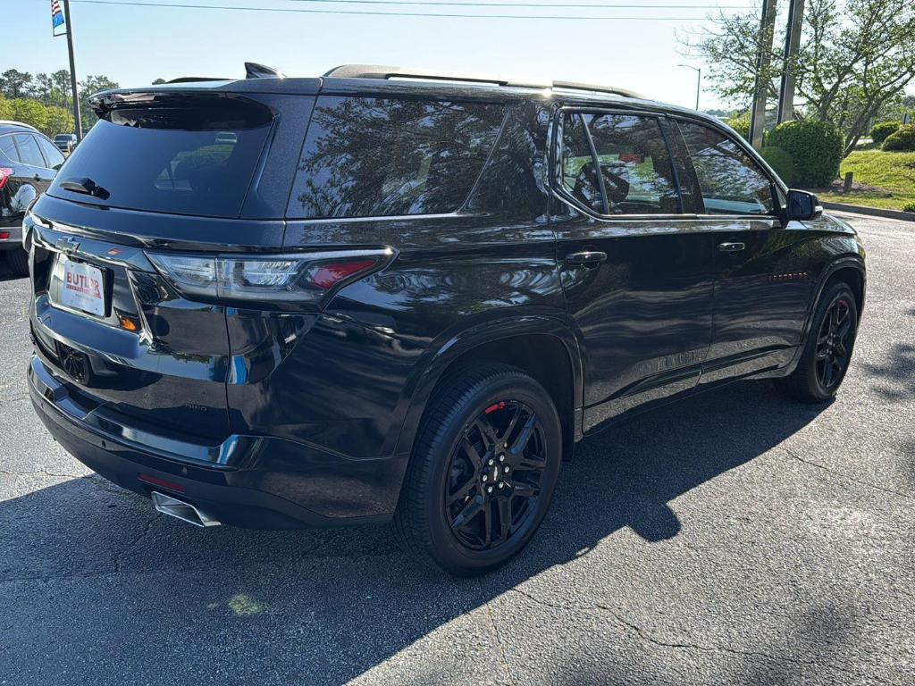 used 2021 Chevrolet Traverse car, priced at $35,884