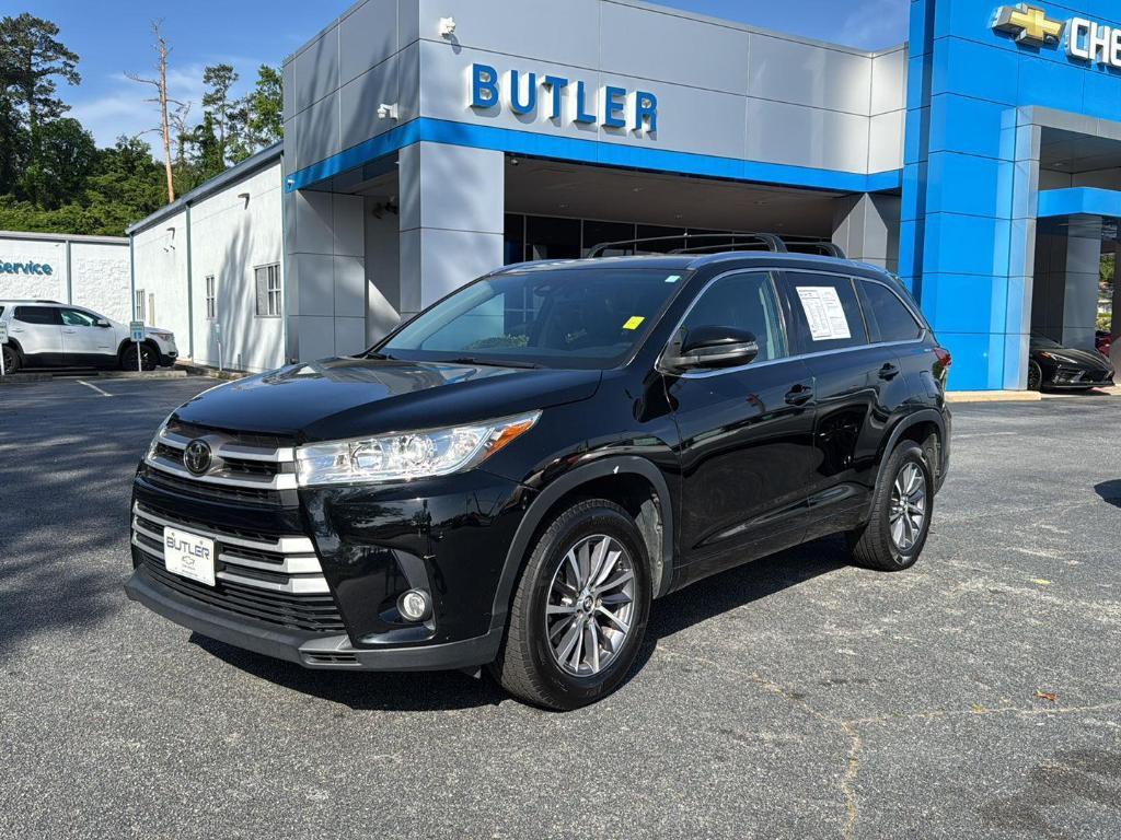 used 2018 Toyota Highlander car, priced at $22,887