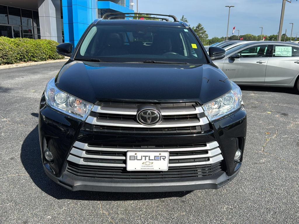 used 2018 Toyota Highlander car, priced at $22,887