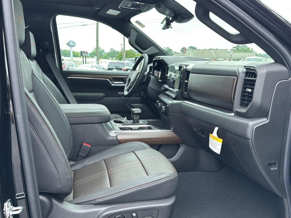 new 2025 Chevrolet Silverado 1500 car, priced at $73,905