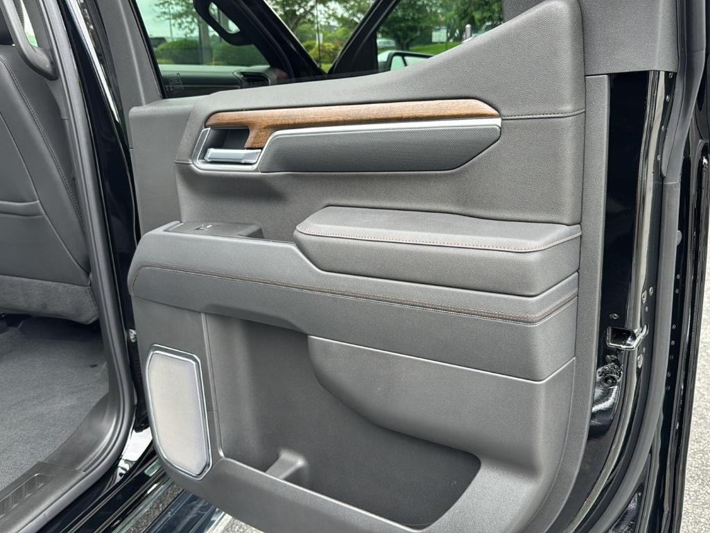 new 2025 Chevrolet Silverado 1500 car, priced at $73,905