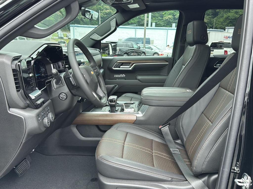 new 2025 Chevrolet Silverado 1500 car, priced at $73,905