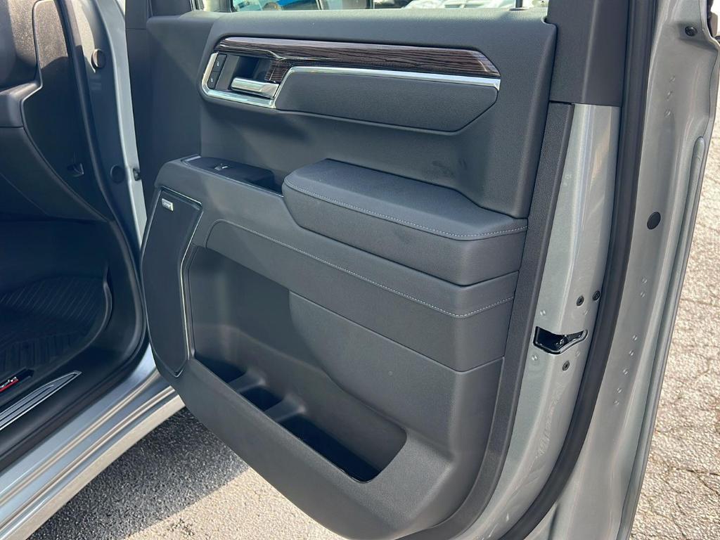 new 2025 Chevrolet Silverado 1500 car, priced at $61,760