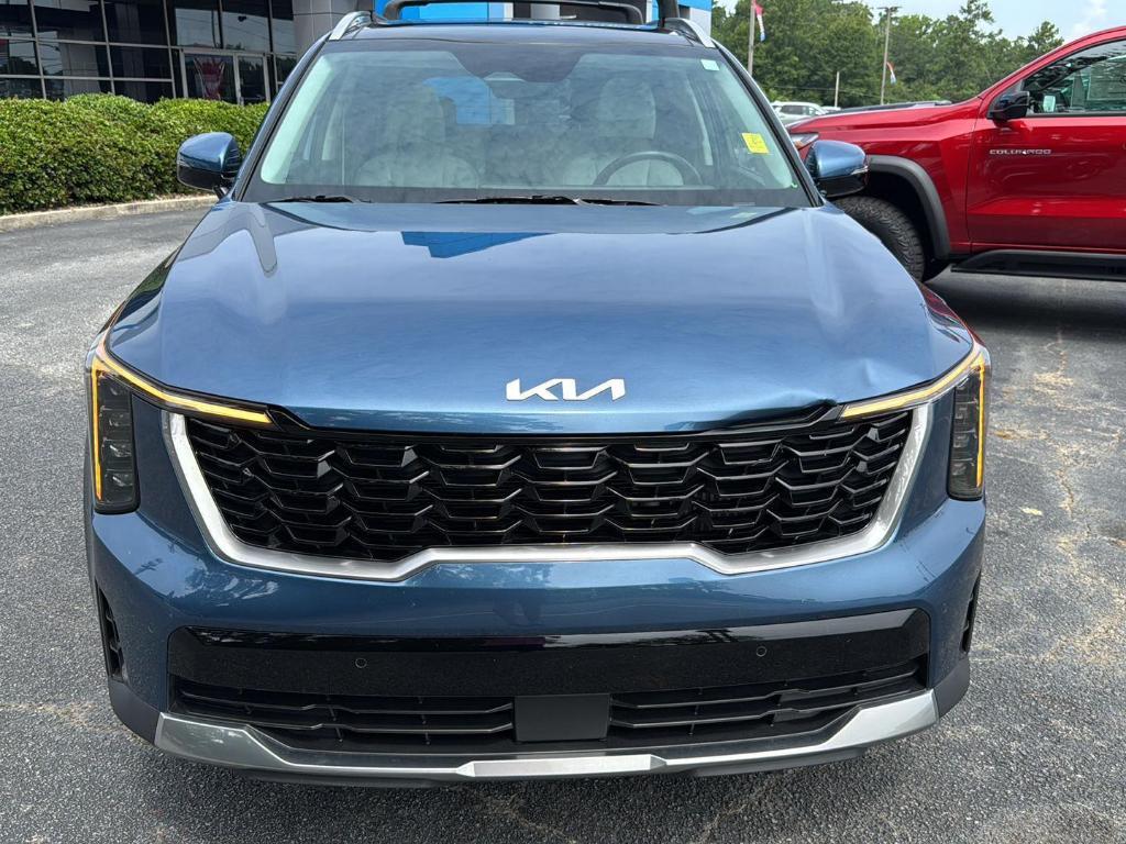 used 2025 Kia Sorento Hybrid car, priced at $37,444