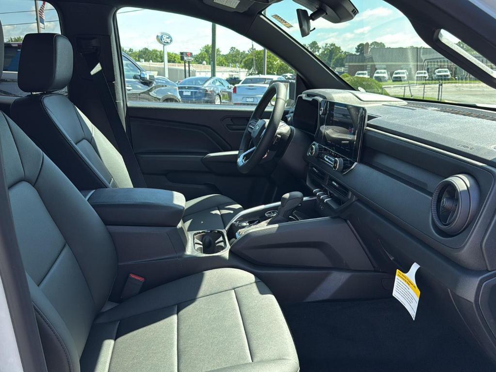new 2025 Chevrolet Colorado car, priced at $42,535