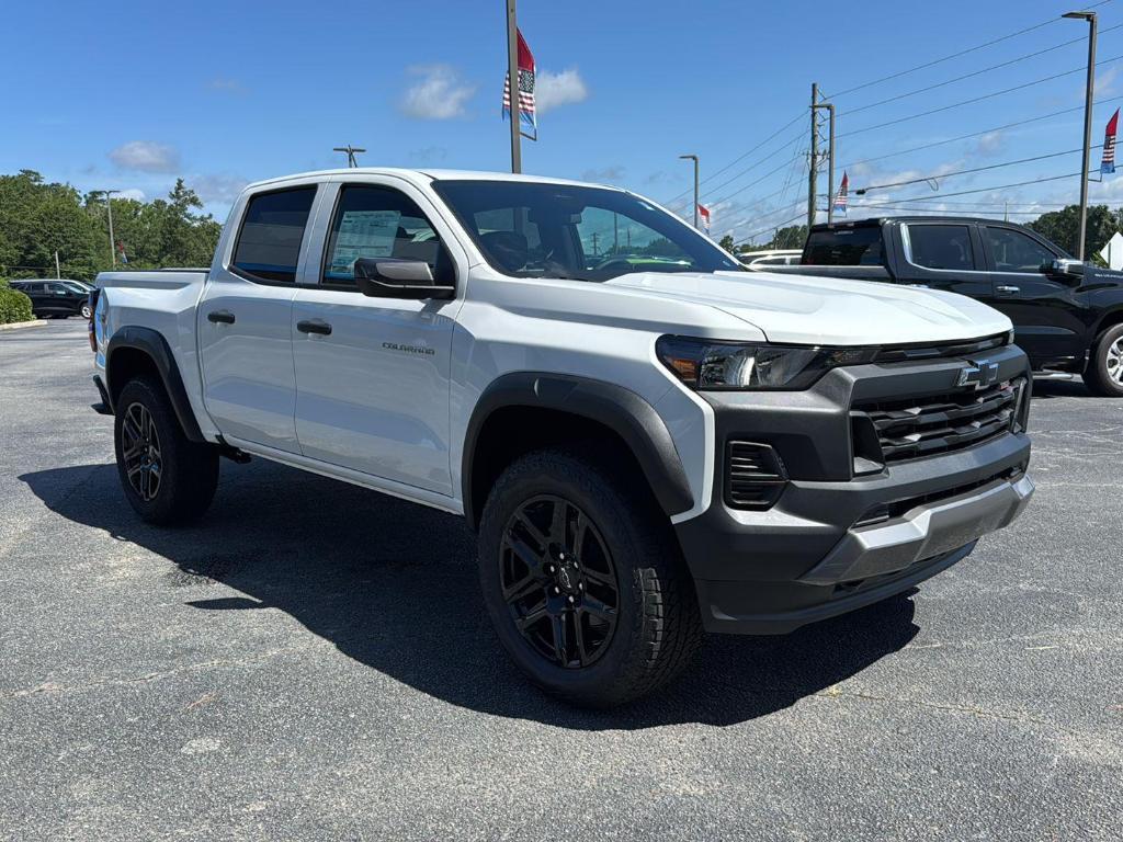 new 2025 Chevrolet Colorado car, priced at $42,535