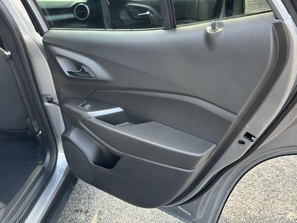 new 2025 Chevrolet Trax car, priced at $23,580