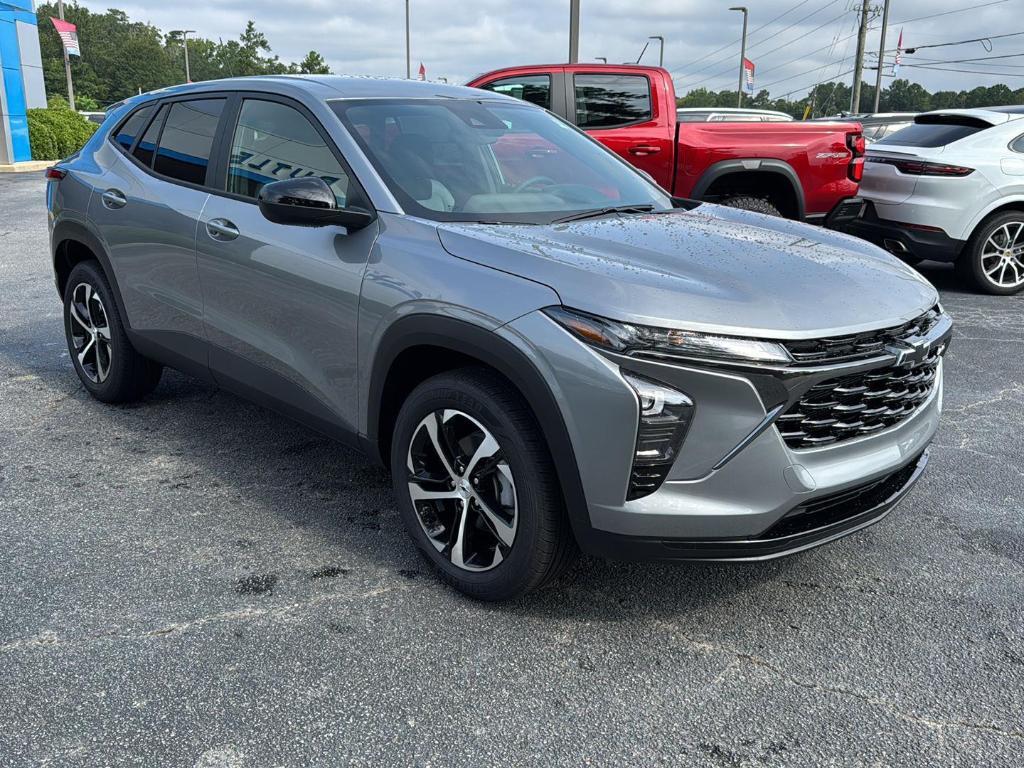 new 2025 Chevrolet Trax car, priced at $23,580