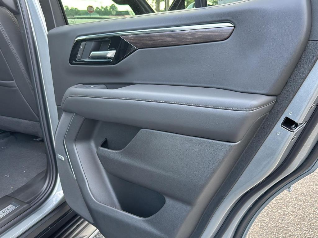 new 2025 Chevrolet Tahoe car, priced at $69,380