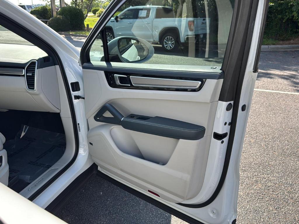 used 2020 Porsche Cayenne car, priced at $45,888