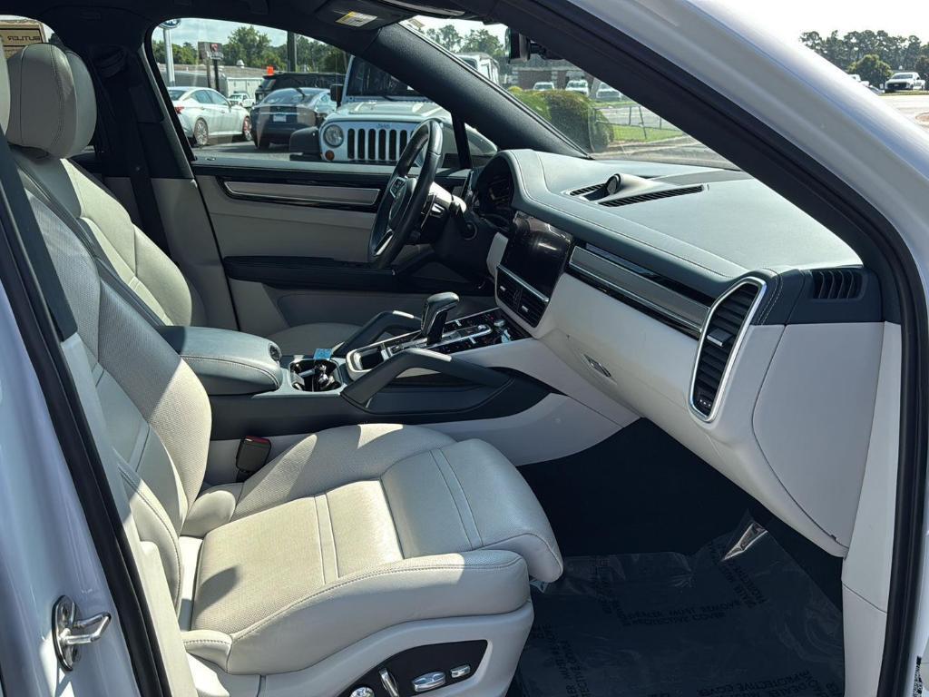 used 2020 Porsche Cayenne car, priced at $45,888