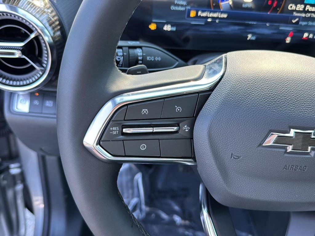 new 2026 Chevrolet Equinox car, priced at $33,630