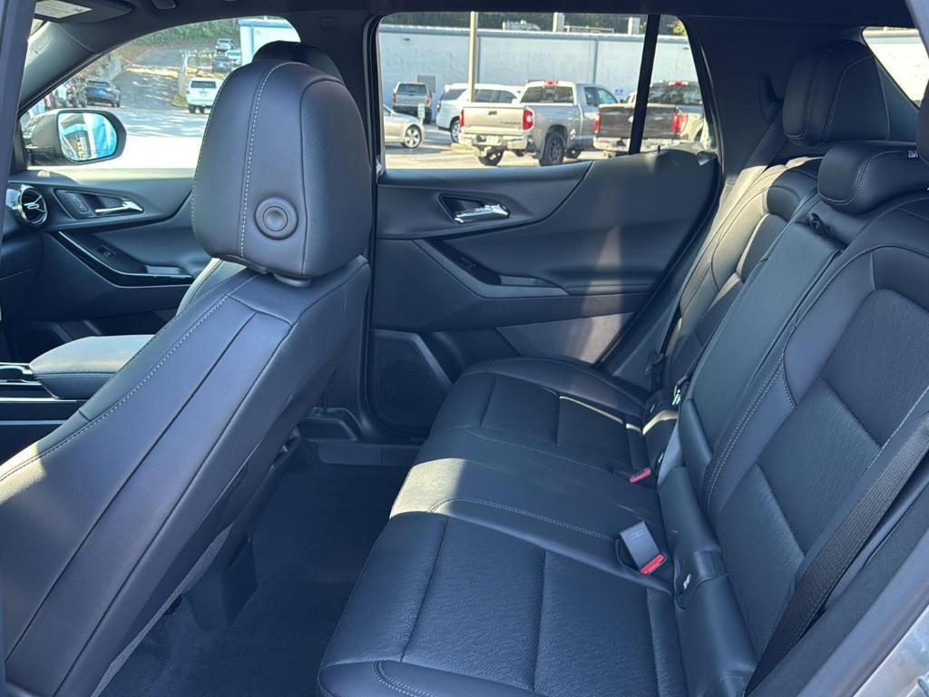 new 2026 Chevrolet Equinox car, priced at $33,630