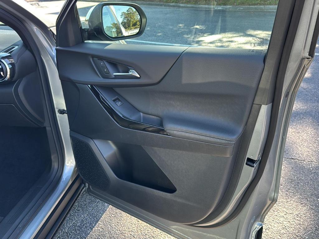 new 2026 Chevrolet Equinox car, priced at $33,630